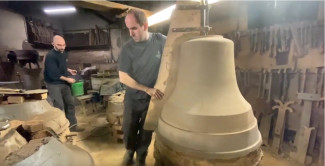 Die Herstellung der "Falschen Glocke"