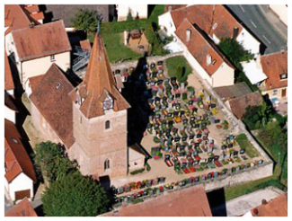 der Friedhof an der St.-Johannis-Kirche in Neunhof